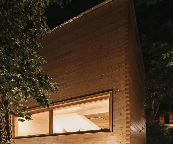 Vilă Treebox Noszvaj